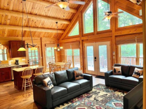 Pine Mountain Luxury Cabin Bordering Roosevelt Park and 7 Min to Callaway Gardens